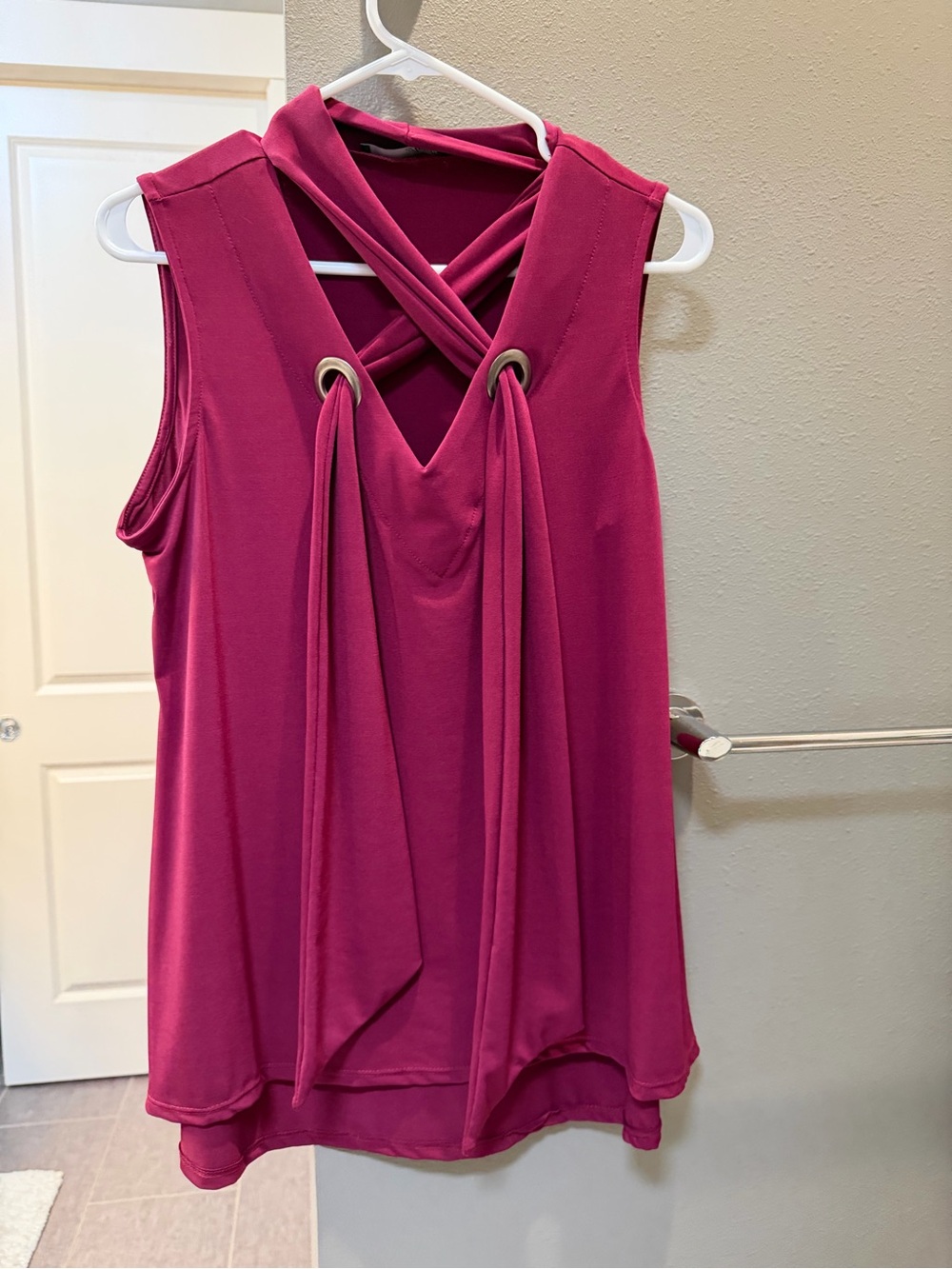 Ariella Sleeveless Crisscross Tie-Front Tank in Fuchsia